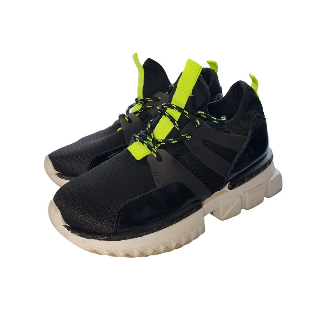 Yoki Womens Athletic Shoes Black Low Top White Thick Sole Sneakers 6 M